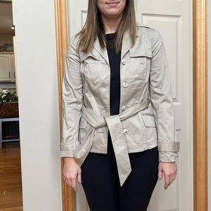 Khaki jacket excellent condition. No stains